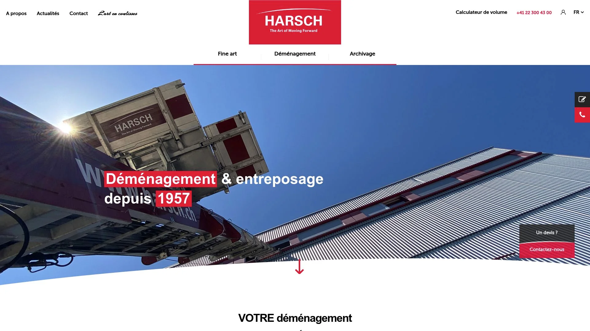 Camions de déménagement Harsch sur fond de ciel bleu.